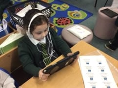 Pupil listening and reading online